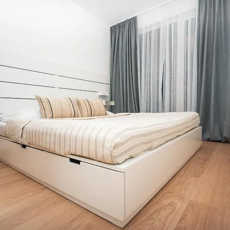 Center - Modern & Elegant Bratislava