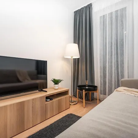 Center - Modern & Elegant Apartmán *