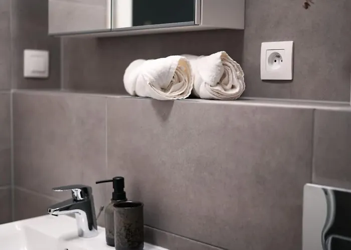 Center - Modern & Elegant Bratislava