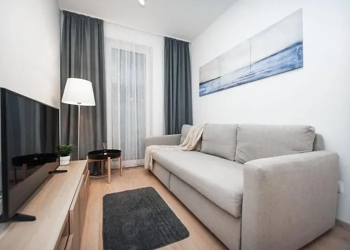 Center - Modern & Elegant Apartmán